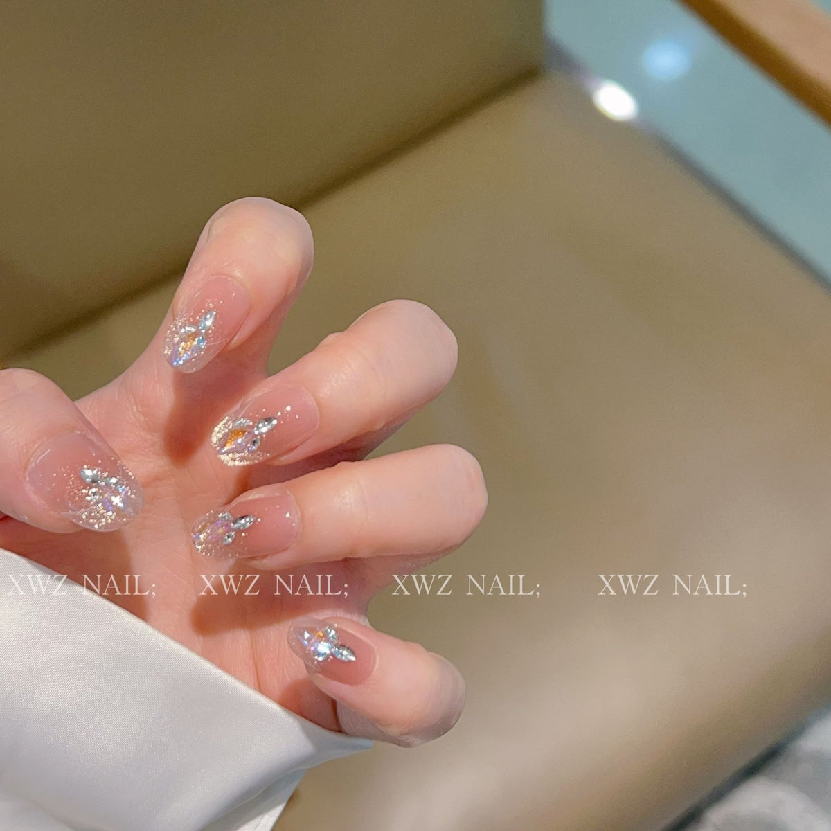 [Aurora Lover] Peach Bobo Cat's Eye Elf Diamond Patchwork Handmade Wear-On Nail J551 Style with Box Tool Bag