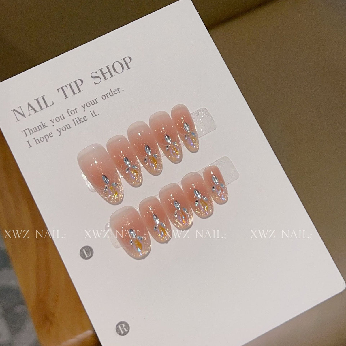 [Aurora Lover] Peach Bobo Cat's Eye Elf Diamond Patchwork Handmade Wear-On Nail J551 Style with Box Tool Bag