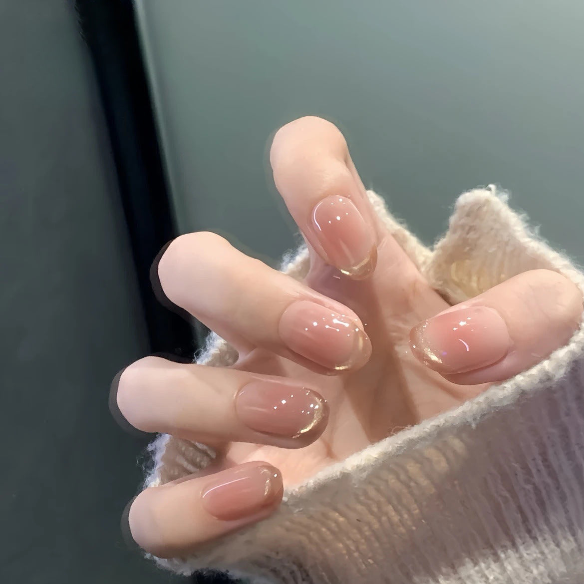 [Autumn Tea Party] Autumn and winter temperament cat's eye French pure desire wind daughter high-end whitening pure handmade wearing nail