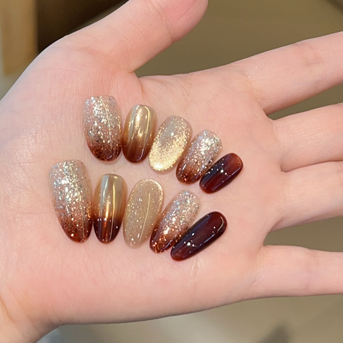 [Maitian] Brown Cat's Eye Coffee Gradient Sparkling Pure Handmade Wear-On Nail J544 Model with Box Tool Bag