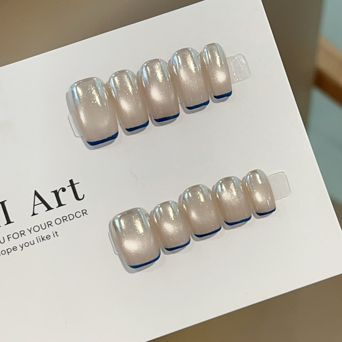 [Gold Coast] Magic Mirror Pink Blue French Cat's Eye Pure Handmade Wear-On Nail J244 Style with Box Tool Bag