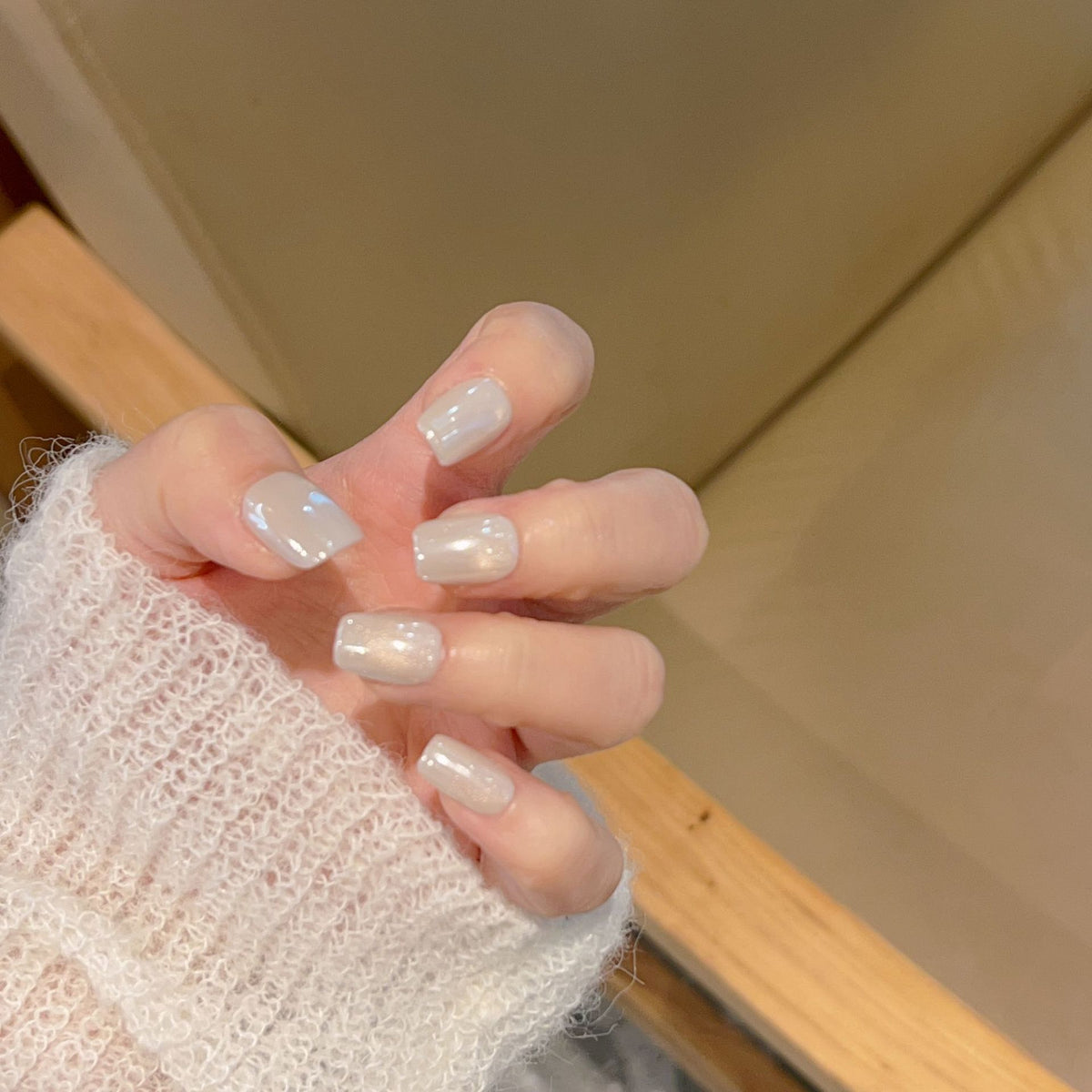 [Rusibai] Milky White Cat's Eye Hailey Pink Brightening Pure Handmade Wearable Nail H522 with Box Tool Bag